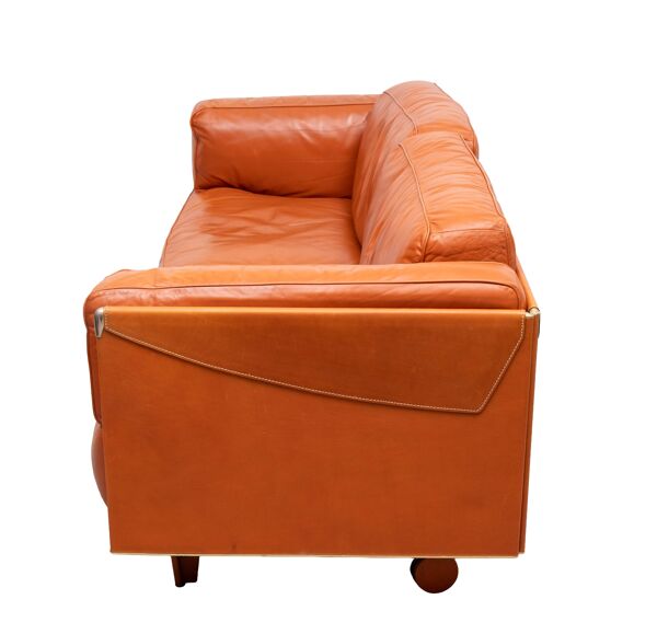 Canapé en cuir 2,5 places époustouflant conçu par Pierluigi Cerri pour Poltrona Frau.