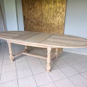 Table ovale extensible en chêne massif rénové
