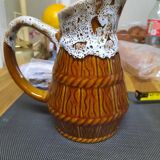 Sandstone pitcher