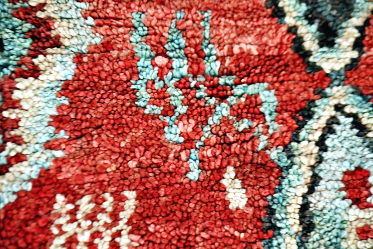 Moroccan Berber rug Boujaad vintage 250 x 155 cm Excellent condition