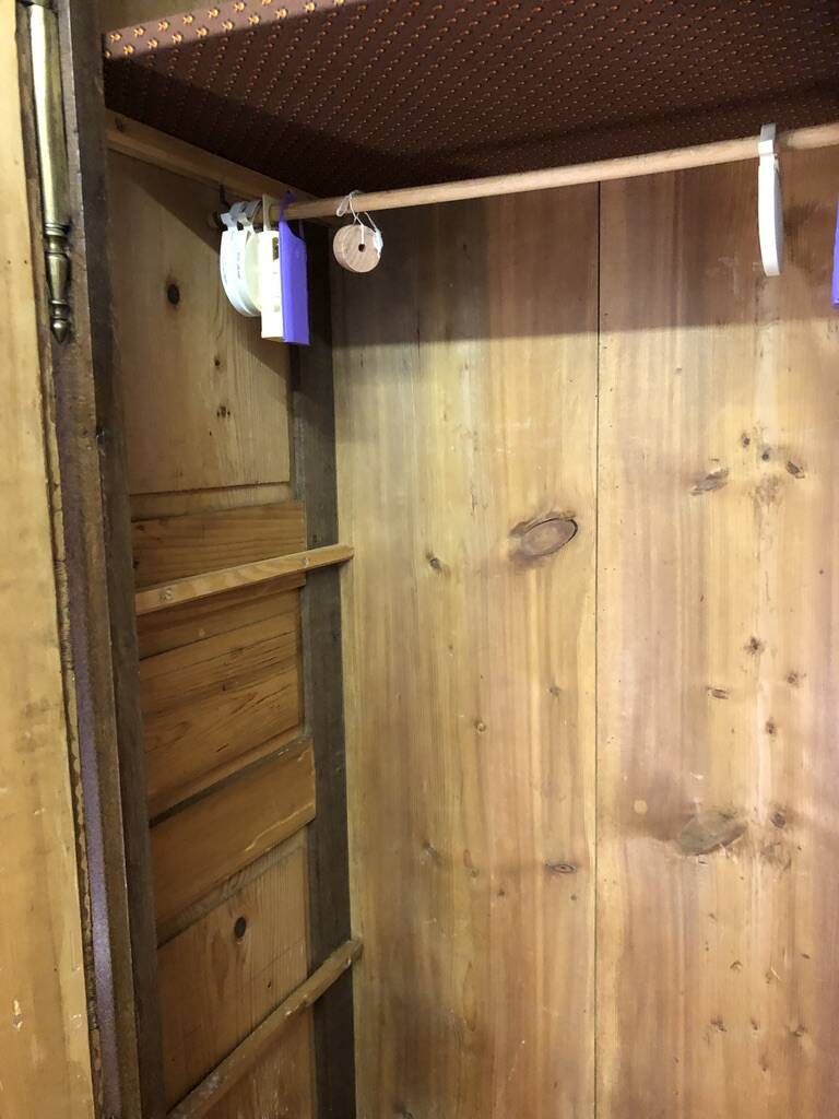 Armoire