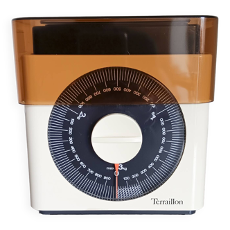 Vintage Terraillon scale from the 70s in very good condition