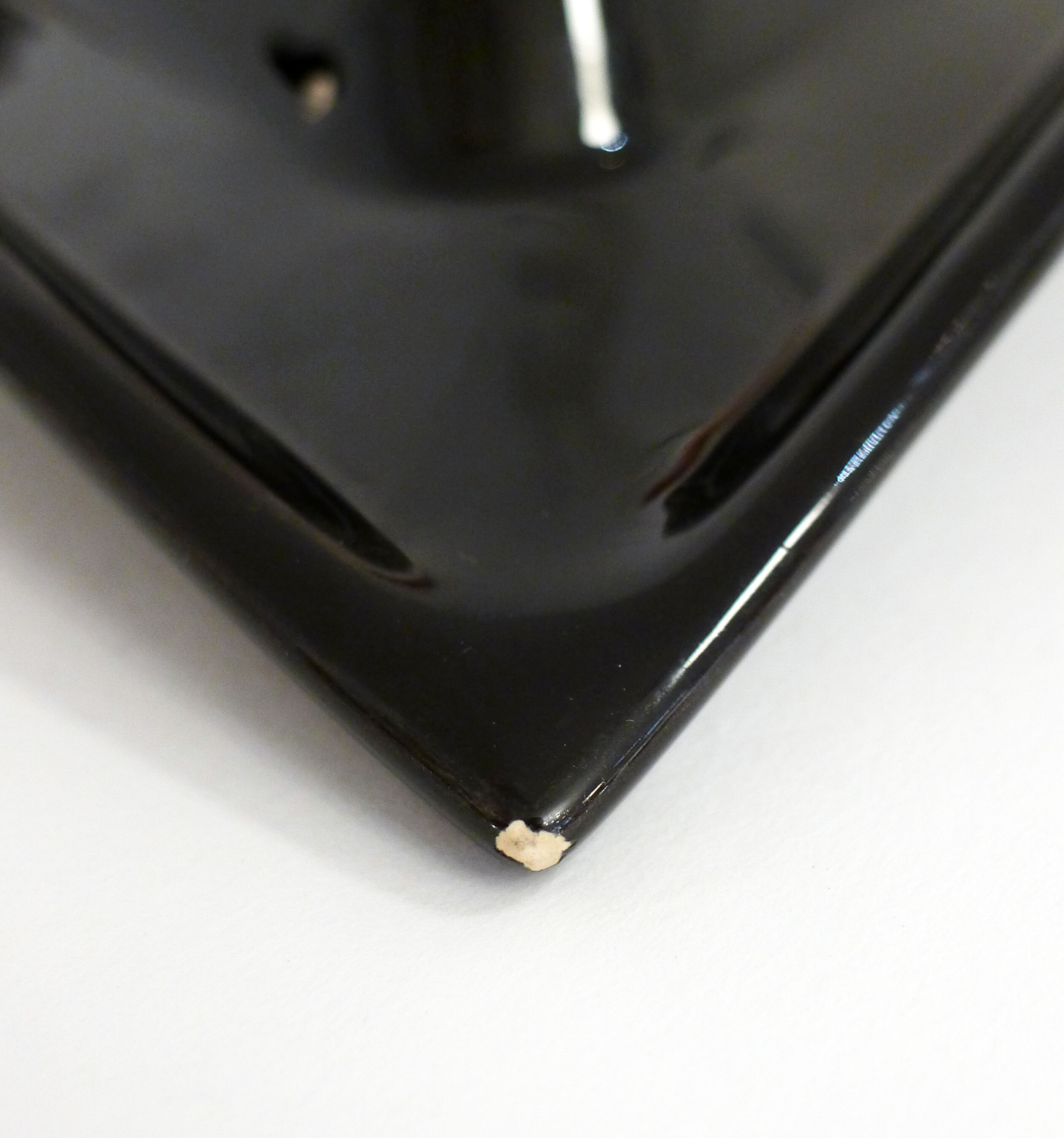 Black triangular trinket bowl