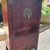 Chinese cabinet