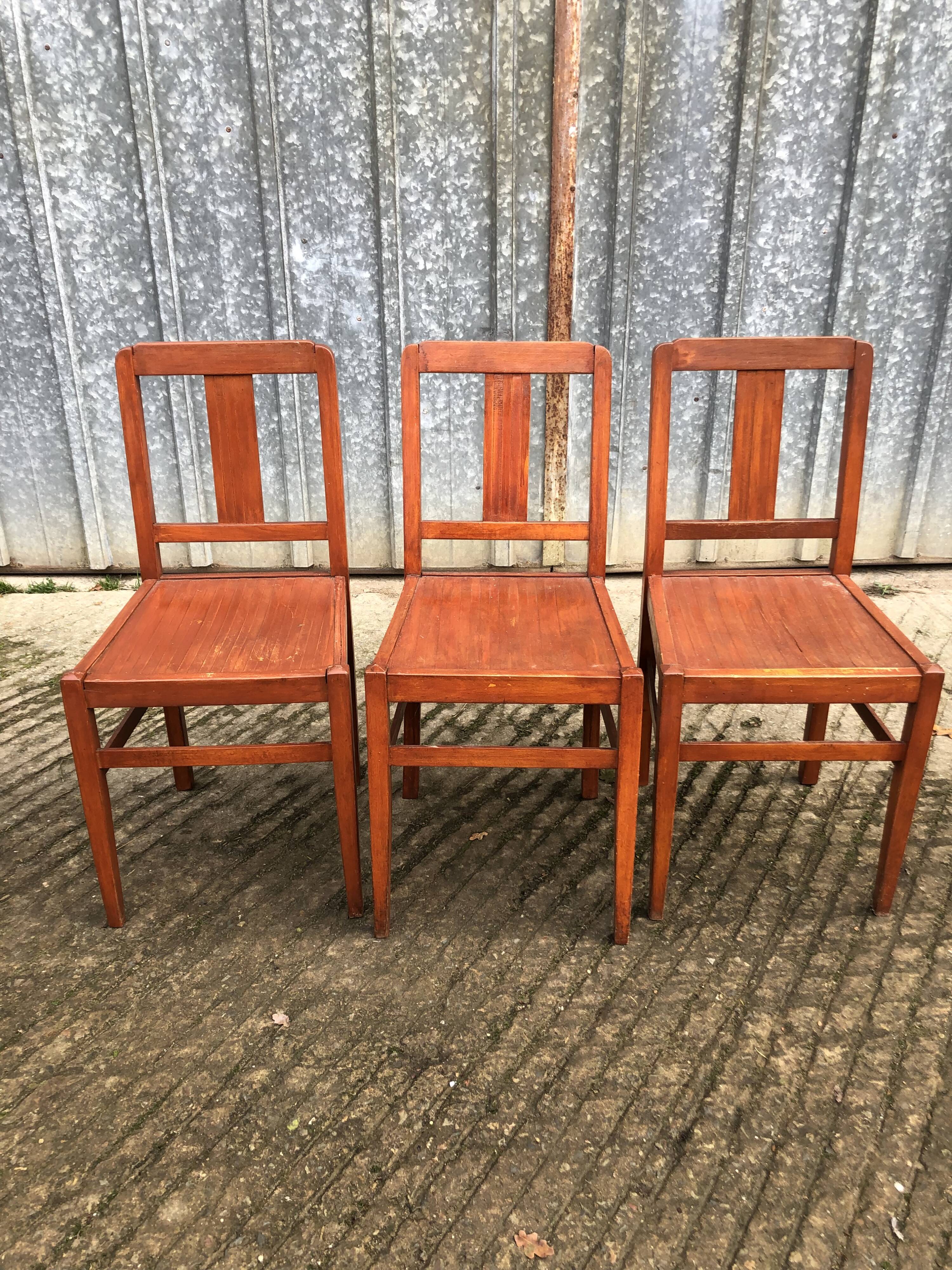 6 René Gabriel chairs from the reconstruction period in beech and plywood.