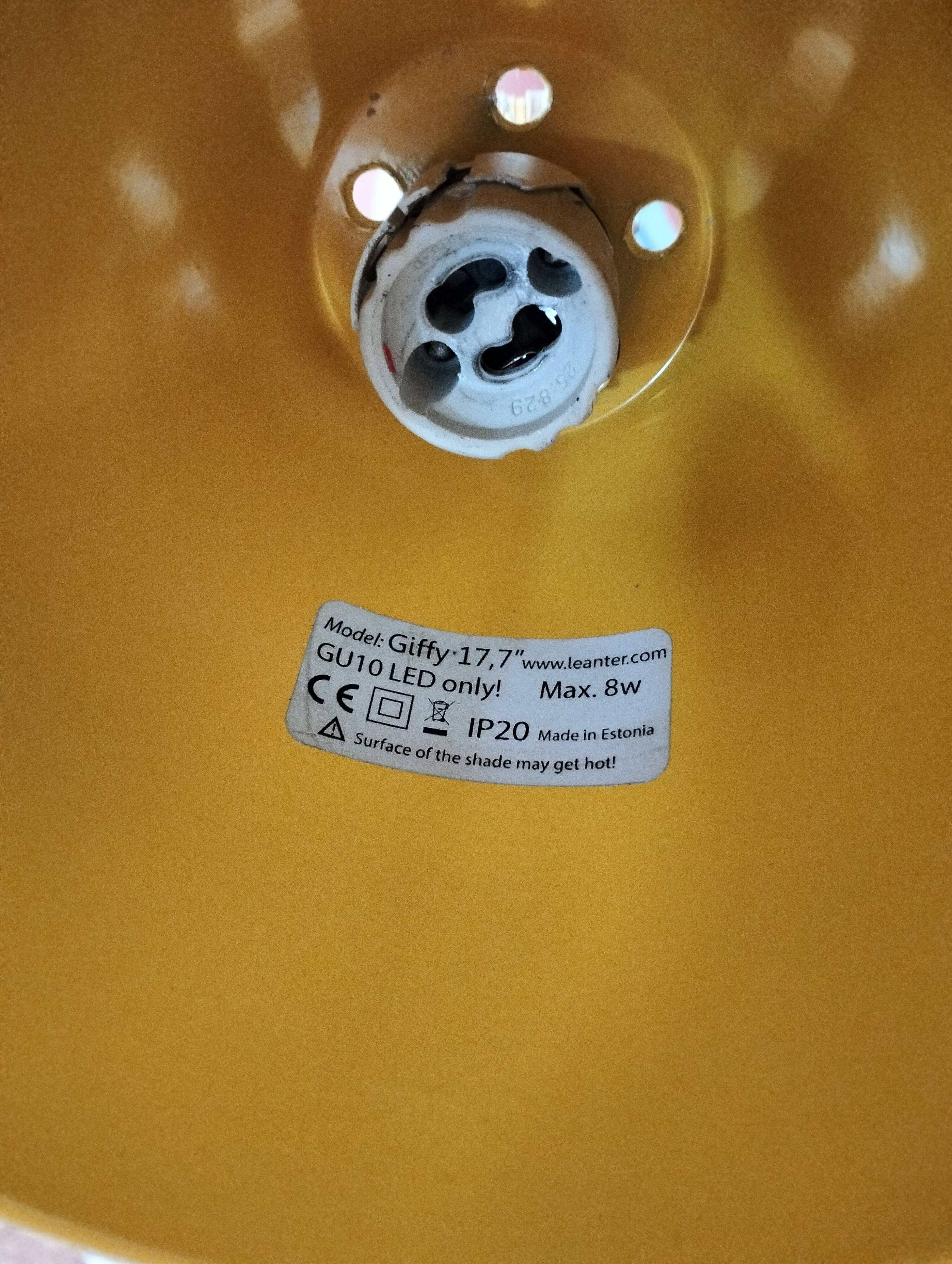 Giraffe design wooden bedside lamp Leanter