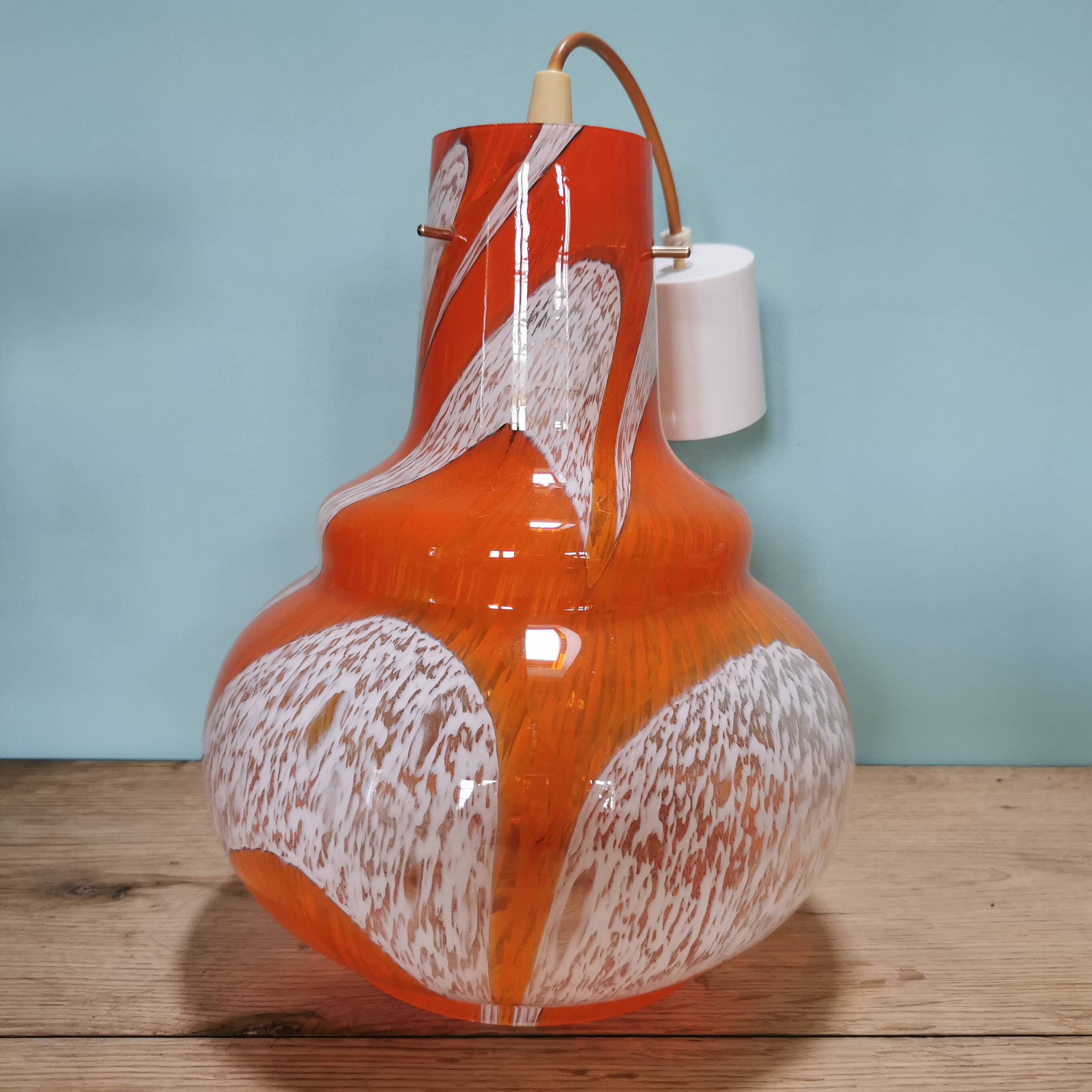 Italian pendant light
