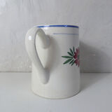 Digoin pitcher Yvonne