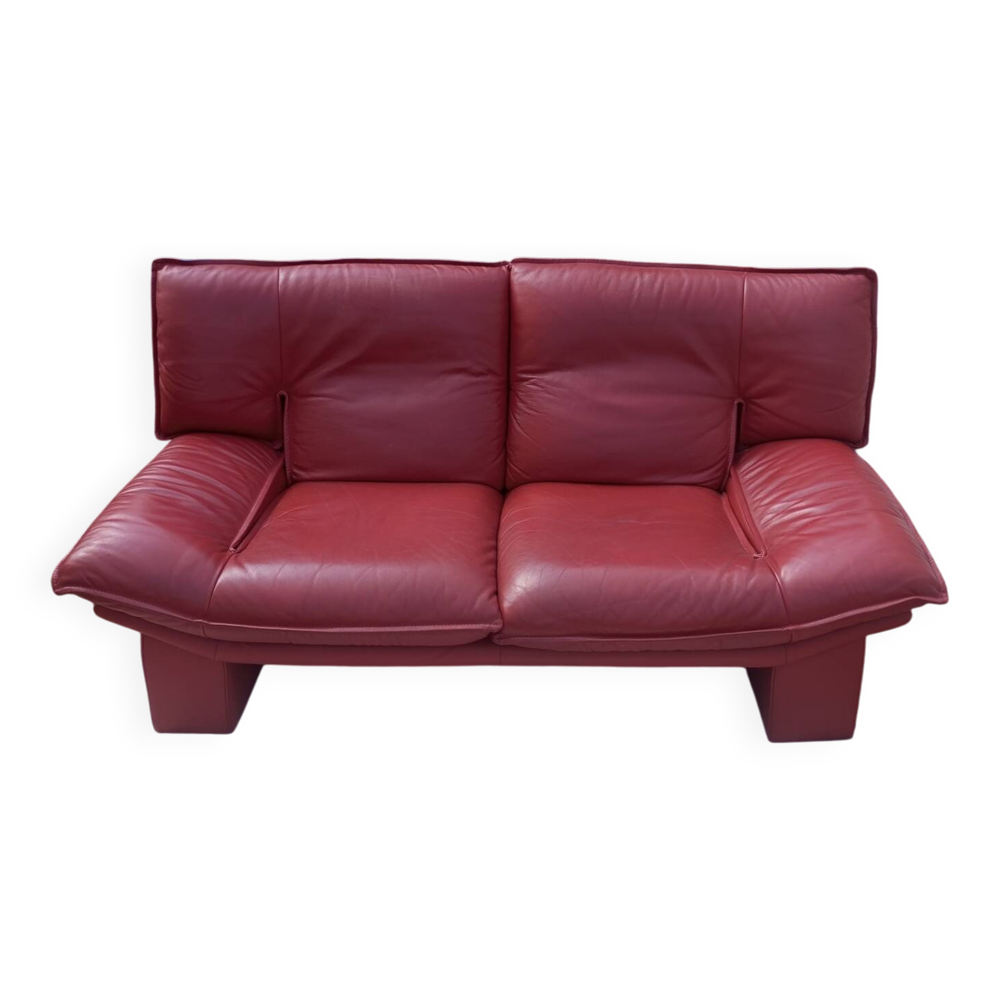 Italian two-seater sofa in the style of Nicoletti Salotti.
