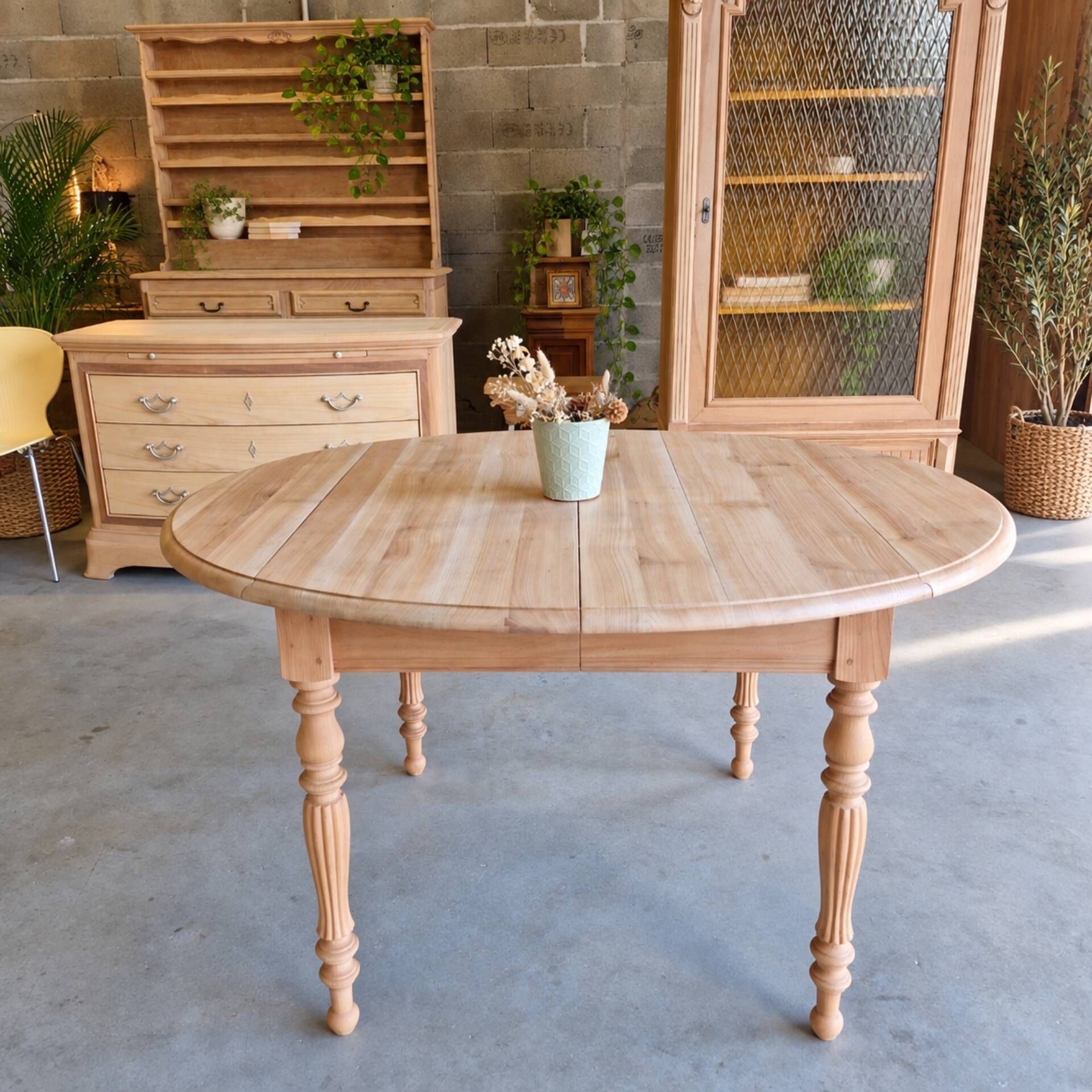 Oval solid cherry wood table with drop leaves + 2 extensions