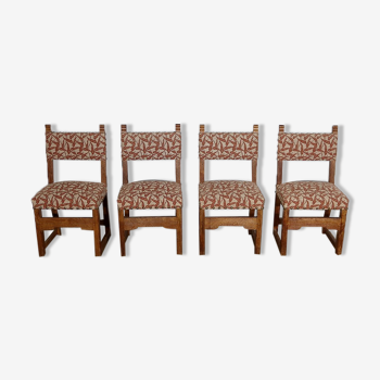 Suite of 4 oak chairs, monastic taste – early twentieth