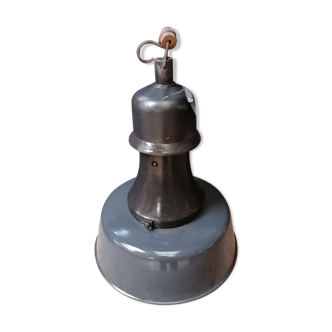 Industrial suspension lamp in enamelled metal, vintage Bauhaus style, 1930.