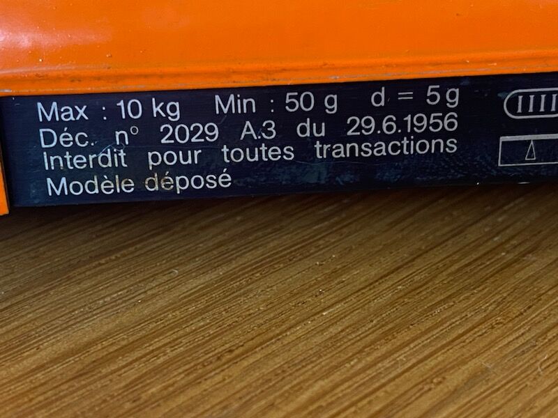 Vintage scale orange Terraillon year 70