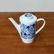 Teapot or coffee pot in German ceramic from the mid-century, Hamburg Form 20 series decor Blumenspiel by Lieselotte Kantner for Melitta, 1960s.