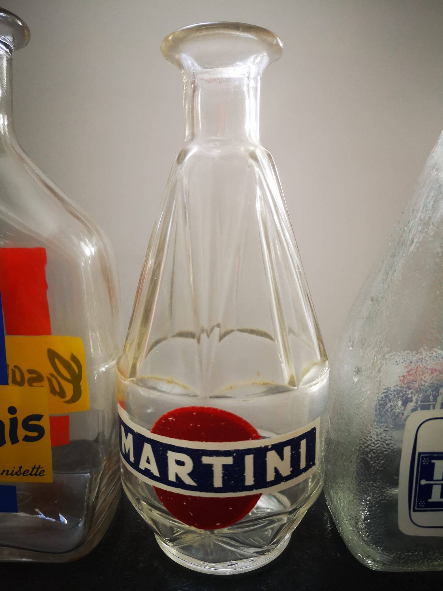 Set 6 vintage advertising carafes/pitchers bistro bar