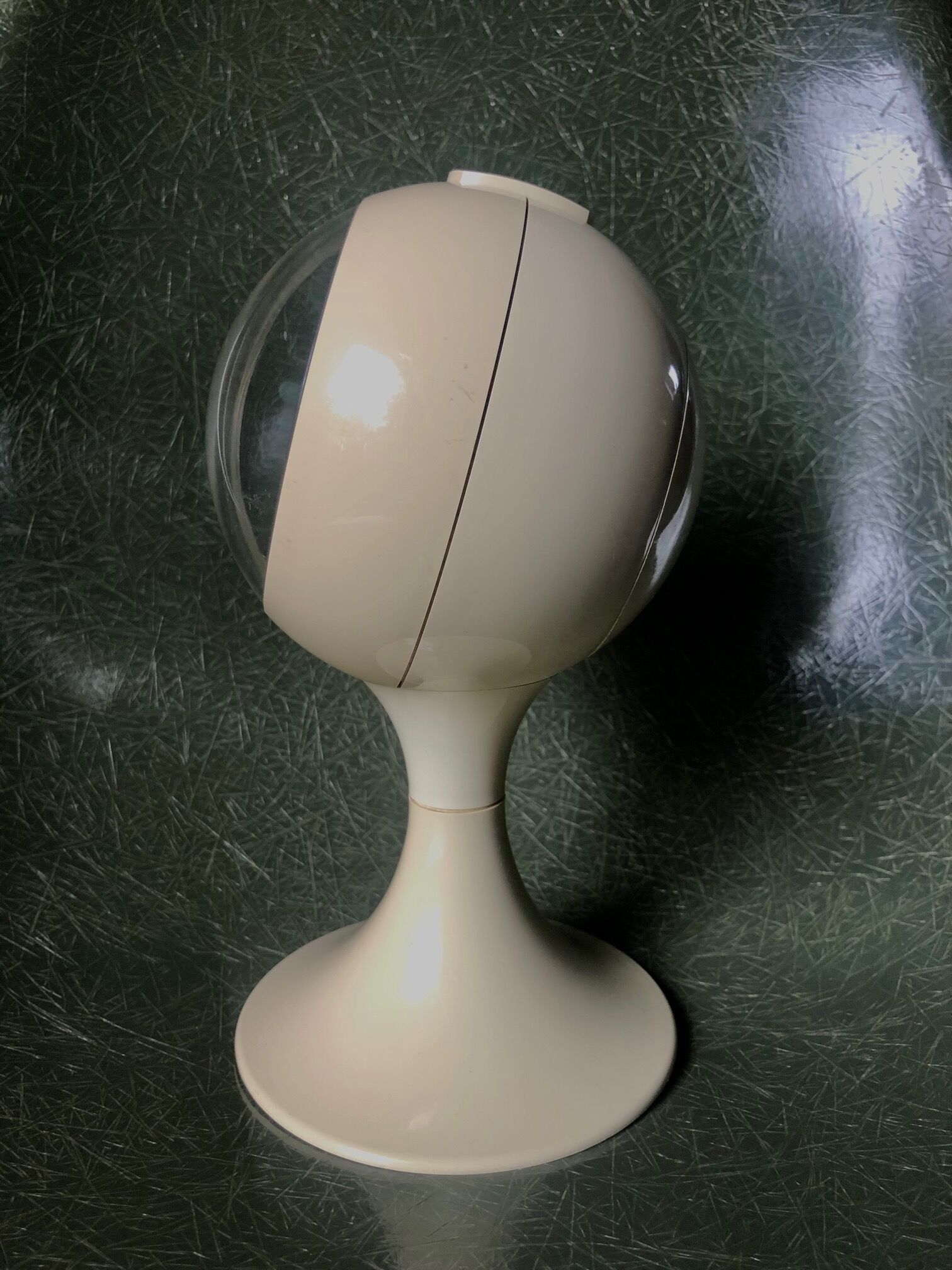 Vintage Space Age / Blessing Alarm Clock