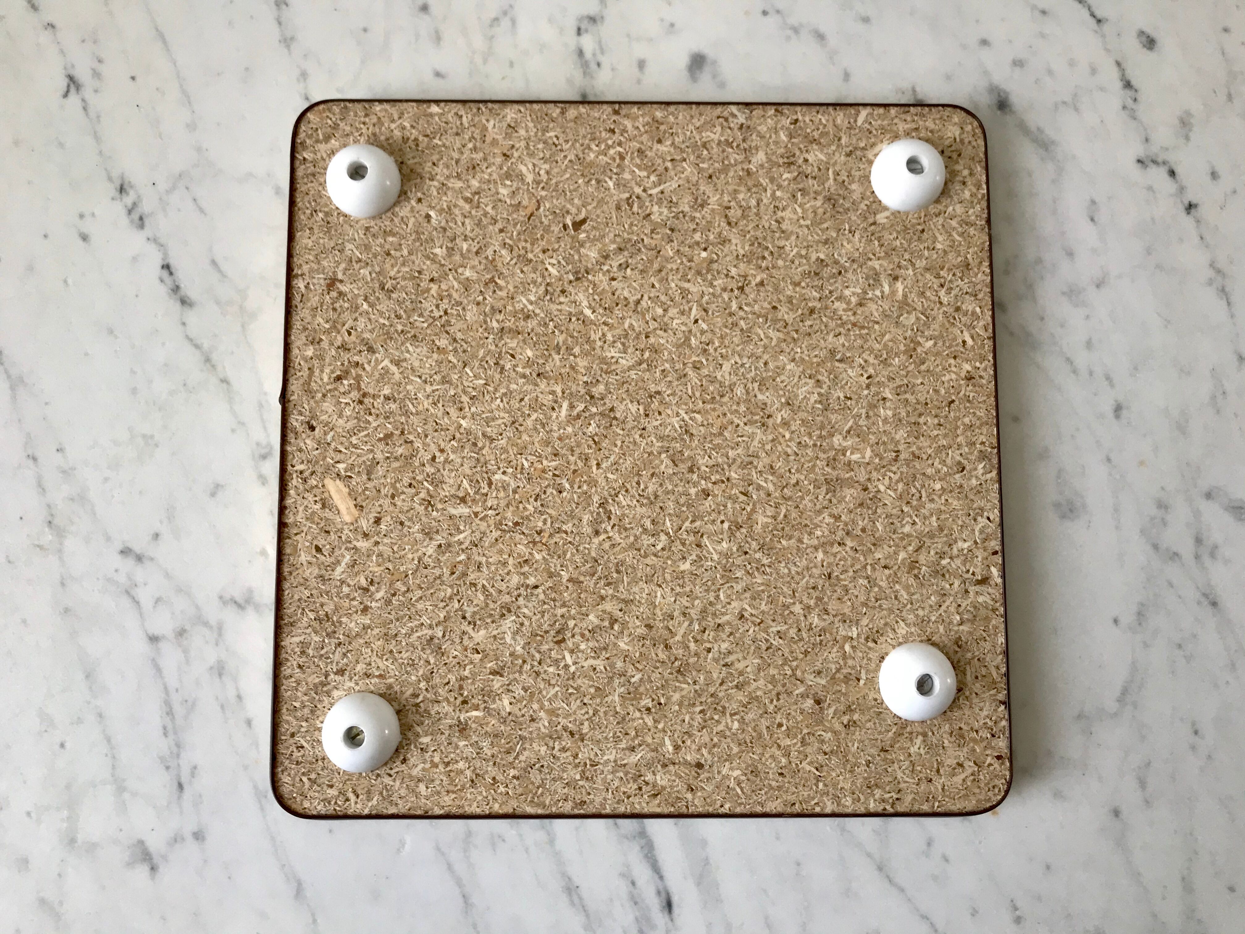 Formica flat bottom and golden border 70s