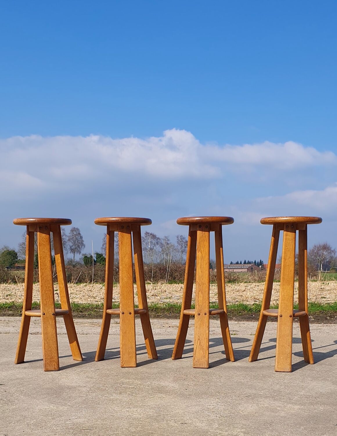 Set 4 Vintage brutalist tripod oak bar stools
