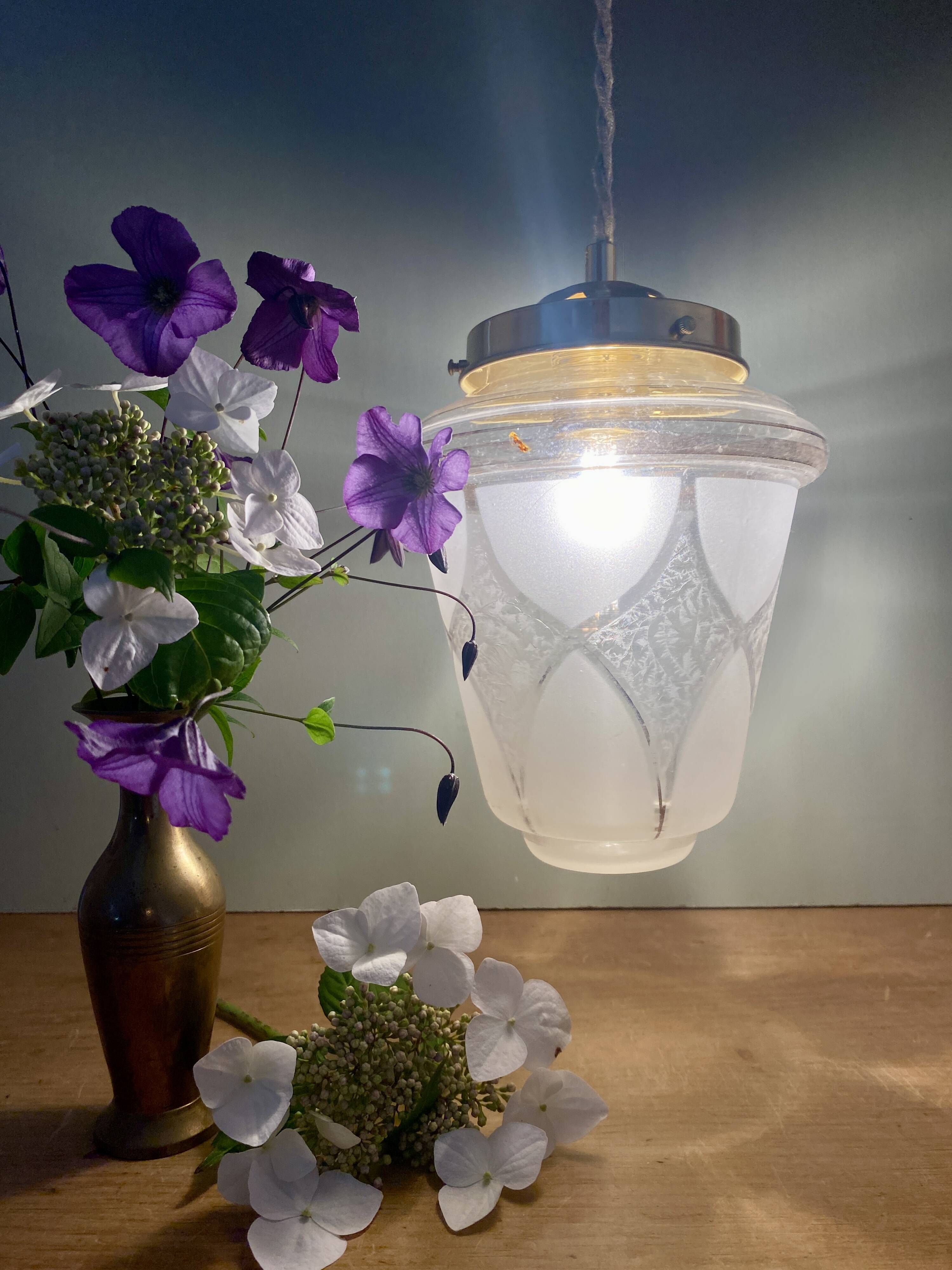 Vintage globe pendant light in white and gold frosted glass