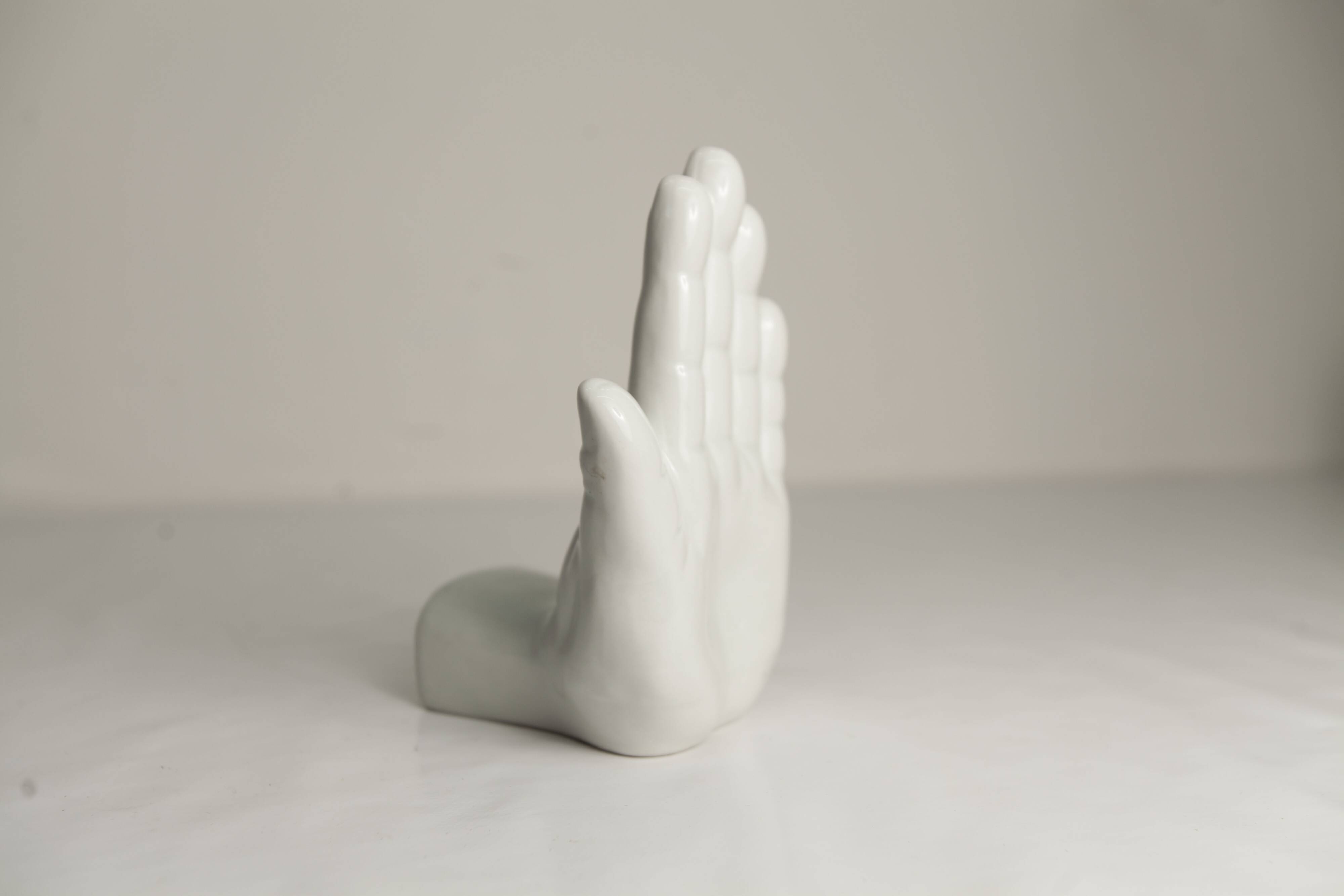 Bookend or ceramic decoration left hand 1980