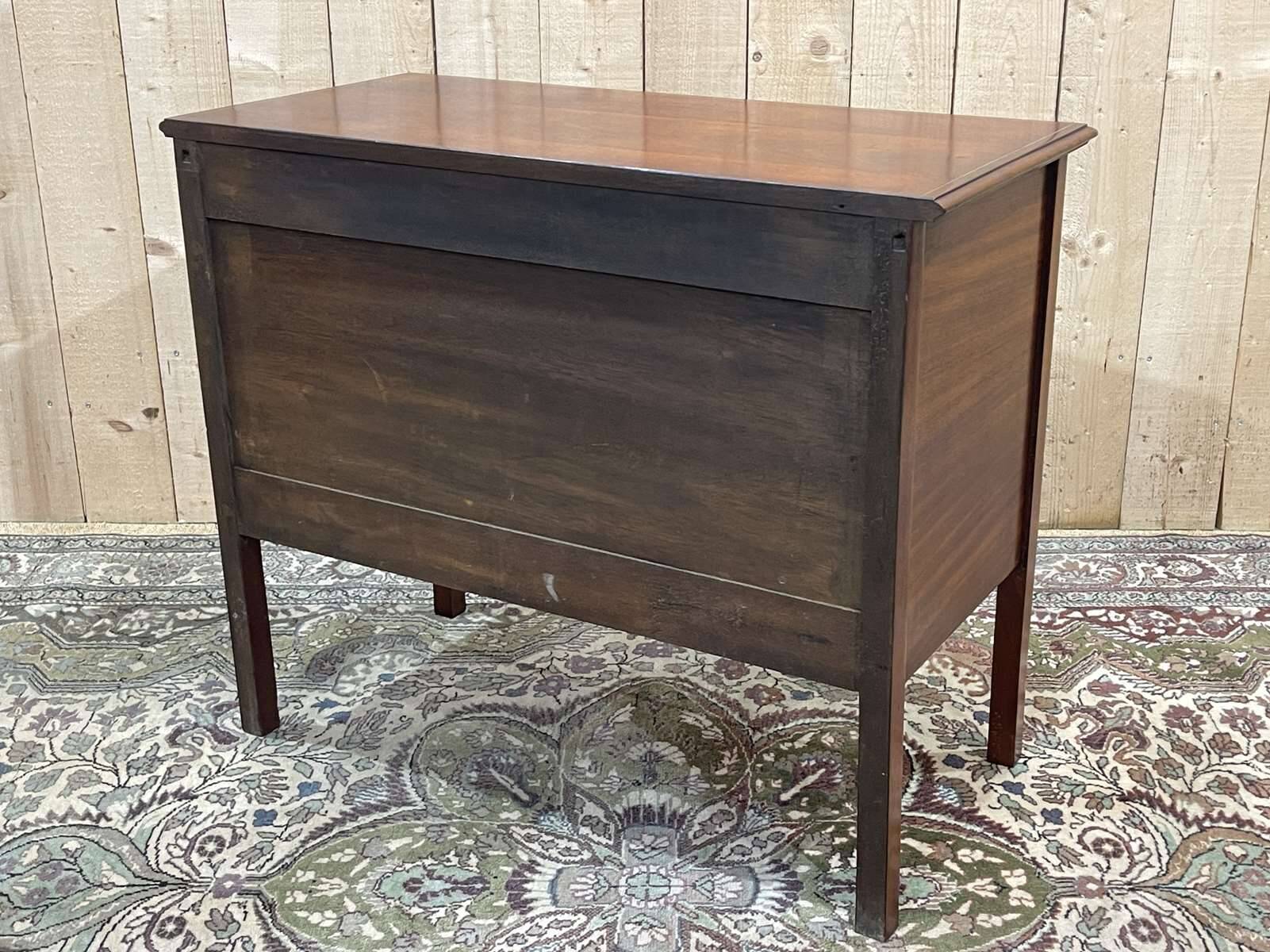 1950s English chest of drawers in mahogany