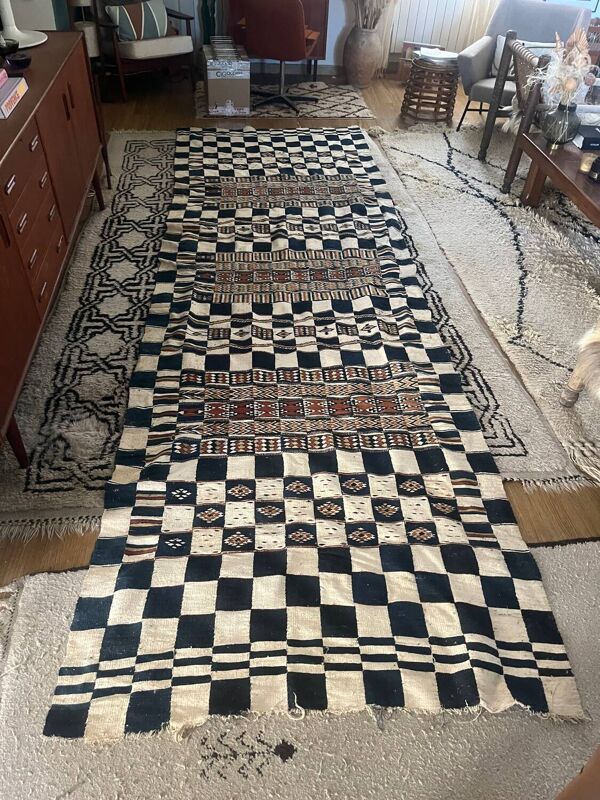 Tapis berbère de couloir vintage