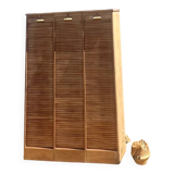 Triple filing cabinet with curtain in raw oak