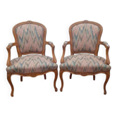 Fauteuil cabriolet style Louis XI
