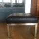 Pouf métal et cuir noir