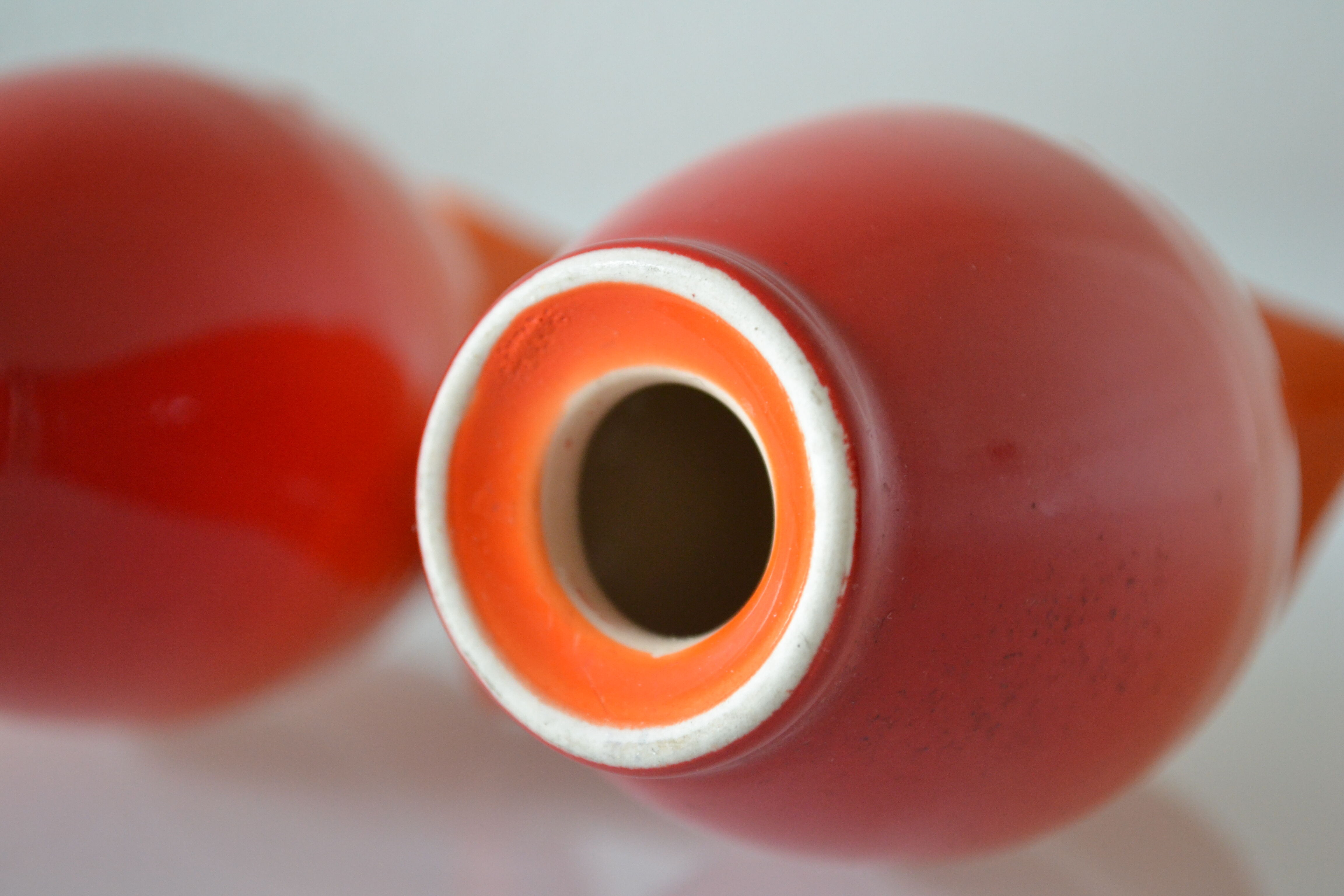 Le Creuset orange advertising salt and pepper