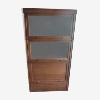 MD bookcase