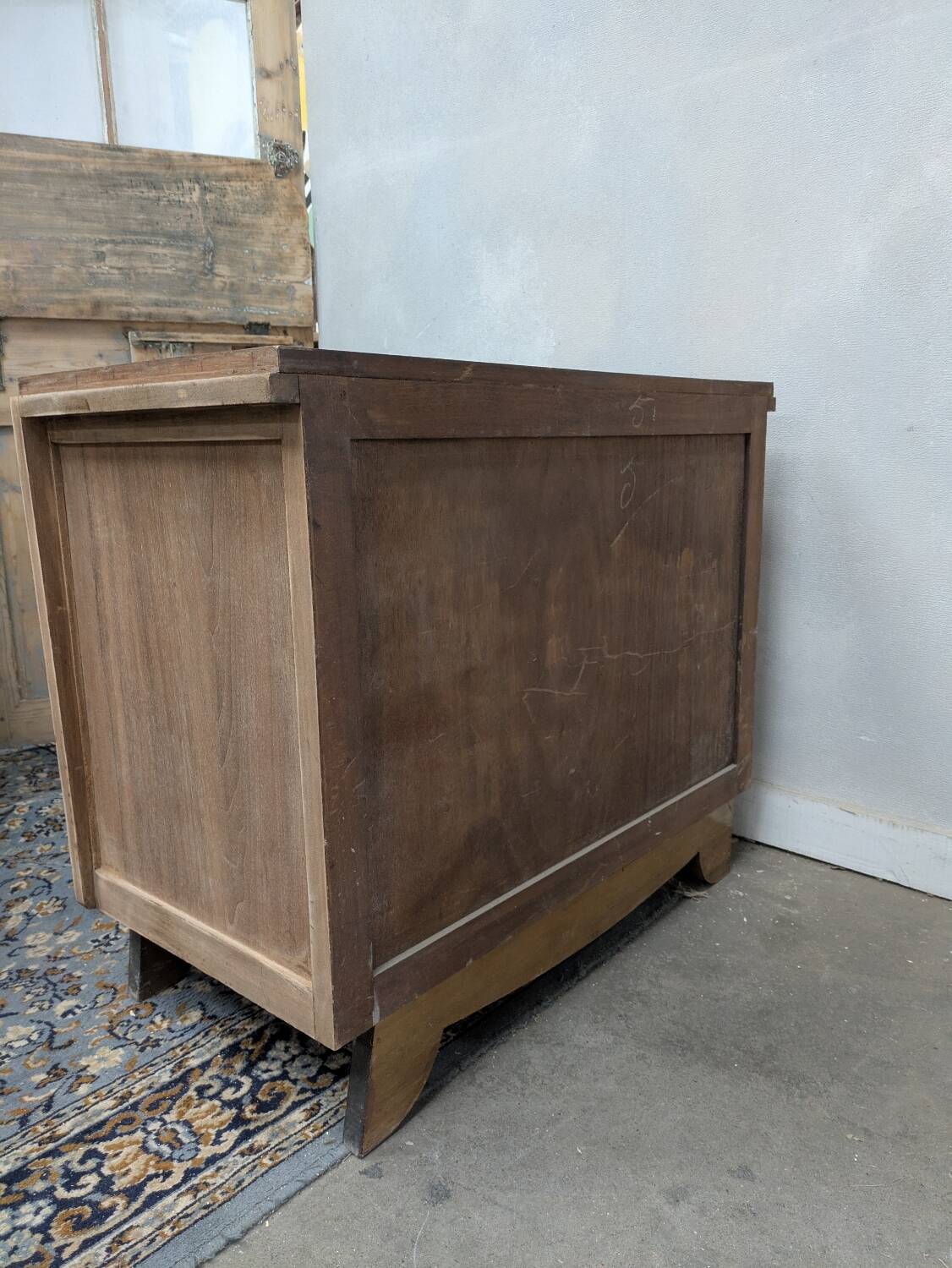 Vintage chest of drawers