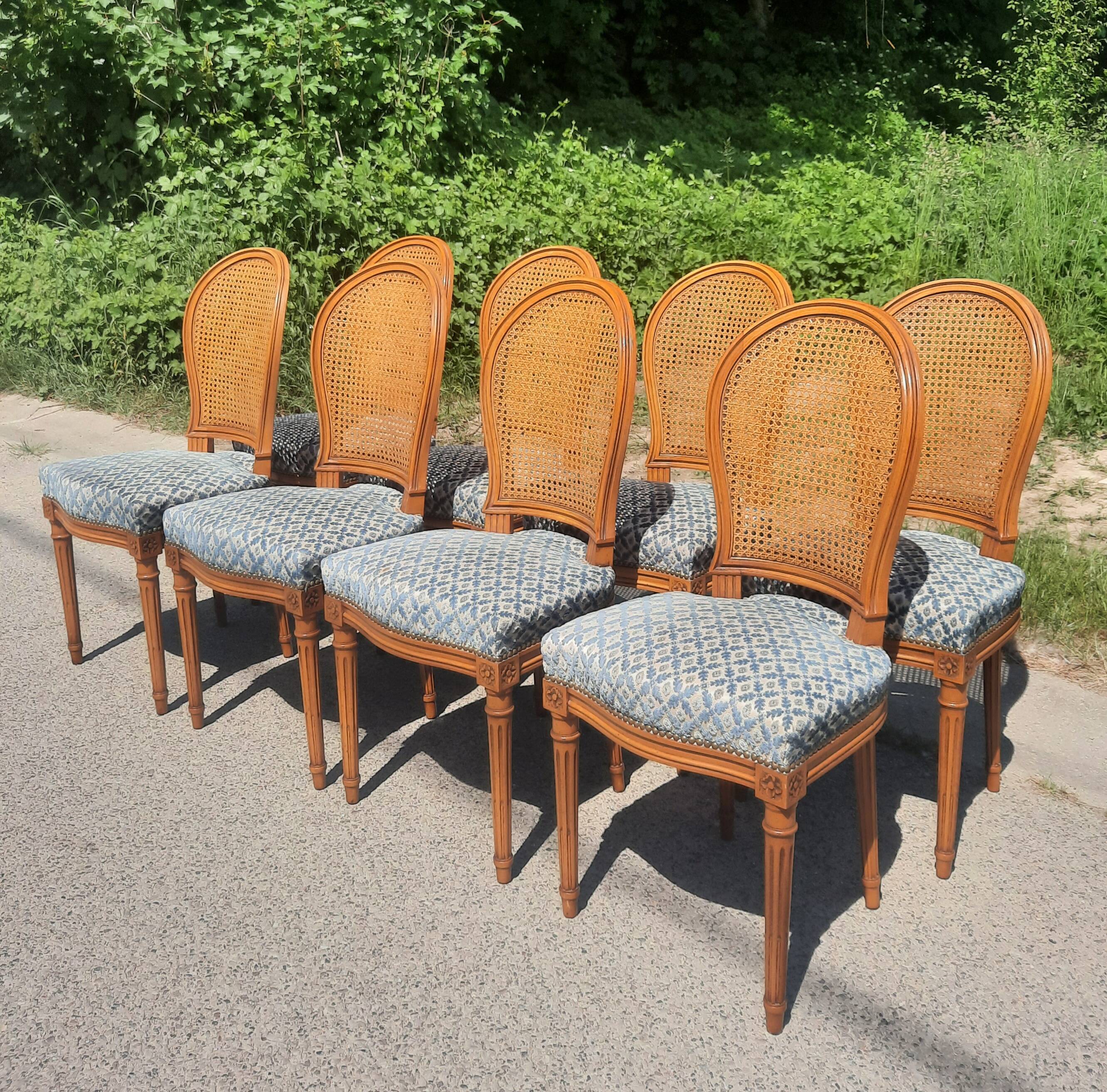 Set of 8 Louis XV style chairs