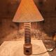 Lampe en bois tourné style Charles Dudoyut
