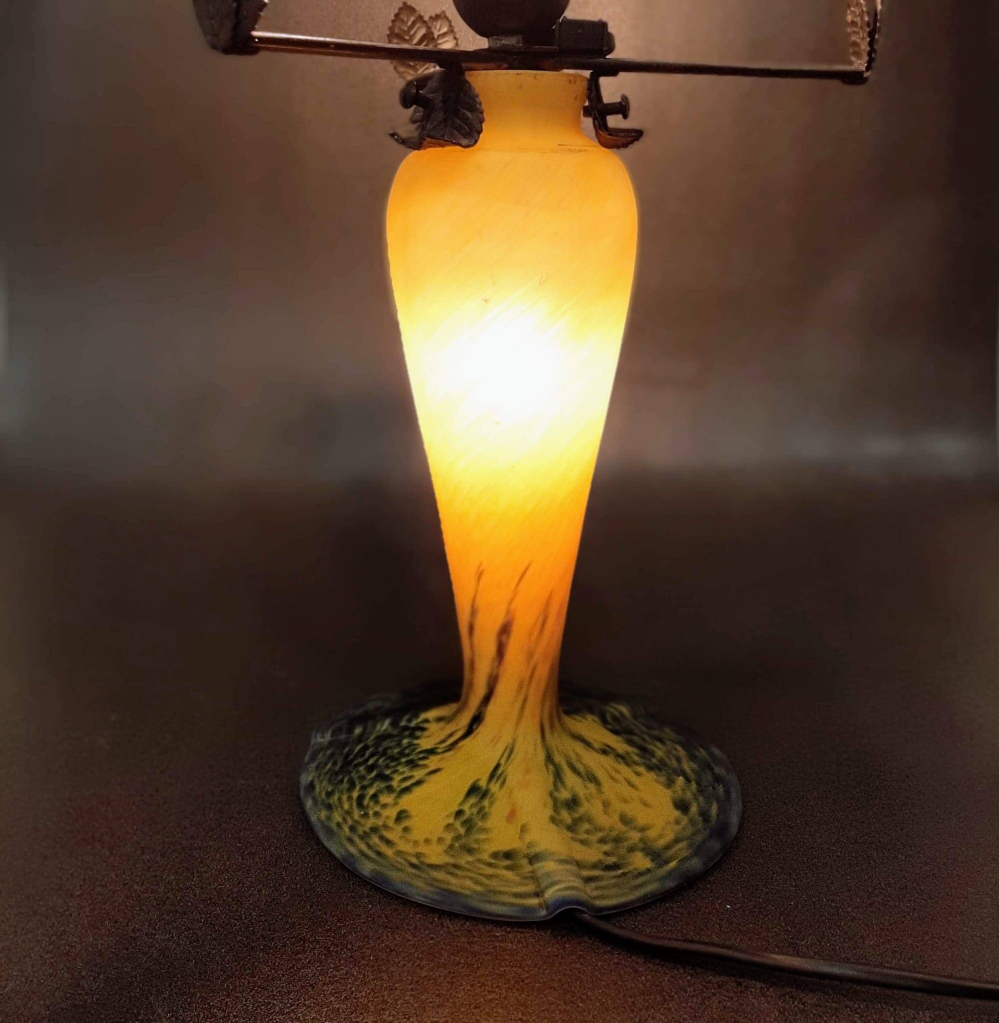 Pied de lampe de table, Verre d'art de France