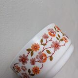 Beautiful Ramequin Vintage Arcopal France Design Scania in very good condition light wear