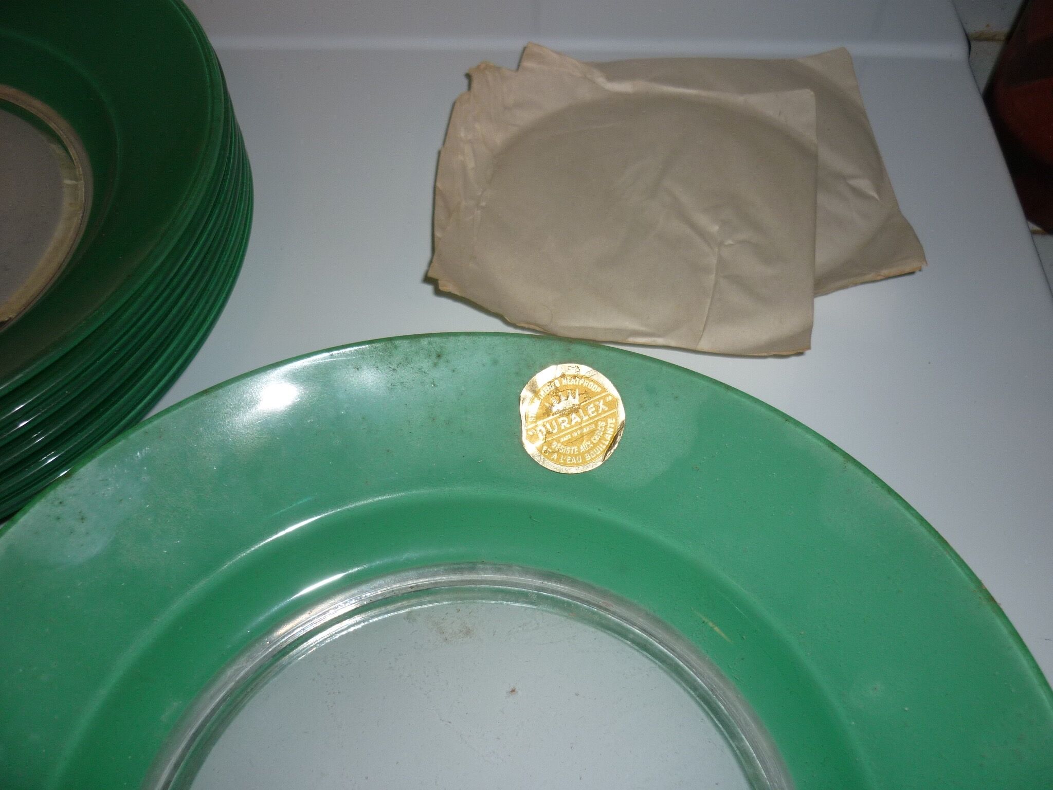 Set of 6 Duralex green hollow plates