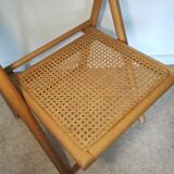 Folding chair with cane seat