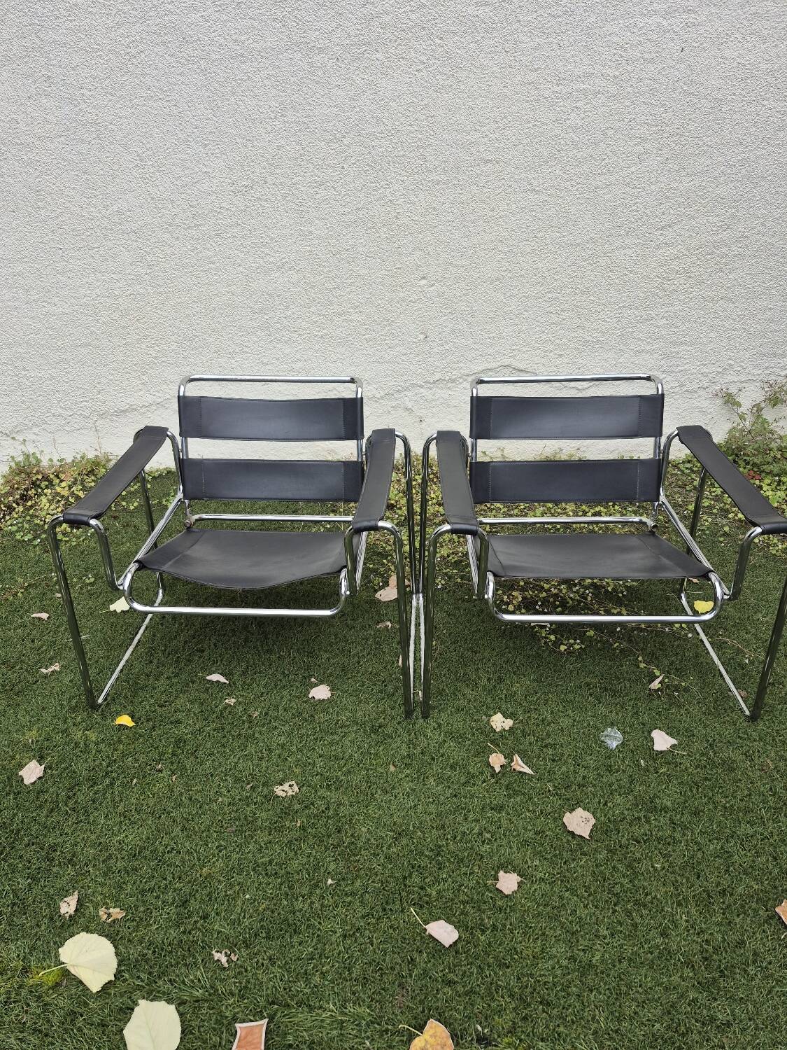 Pair of armchairs
