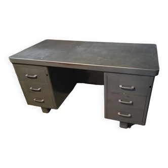 Ronéo type industrial desk