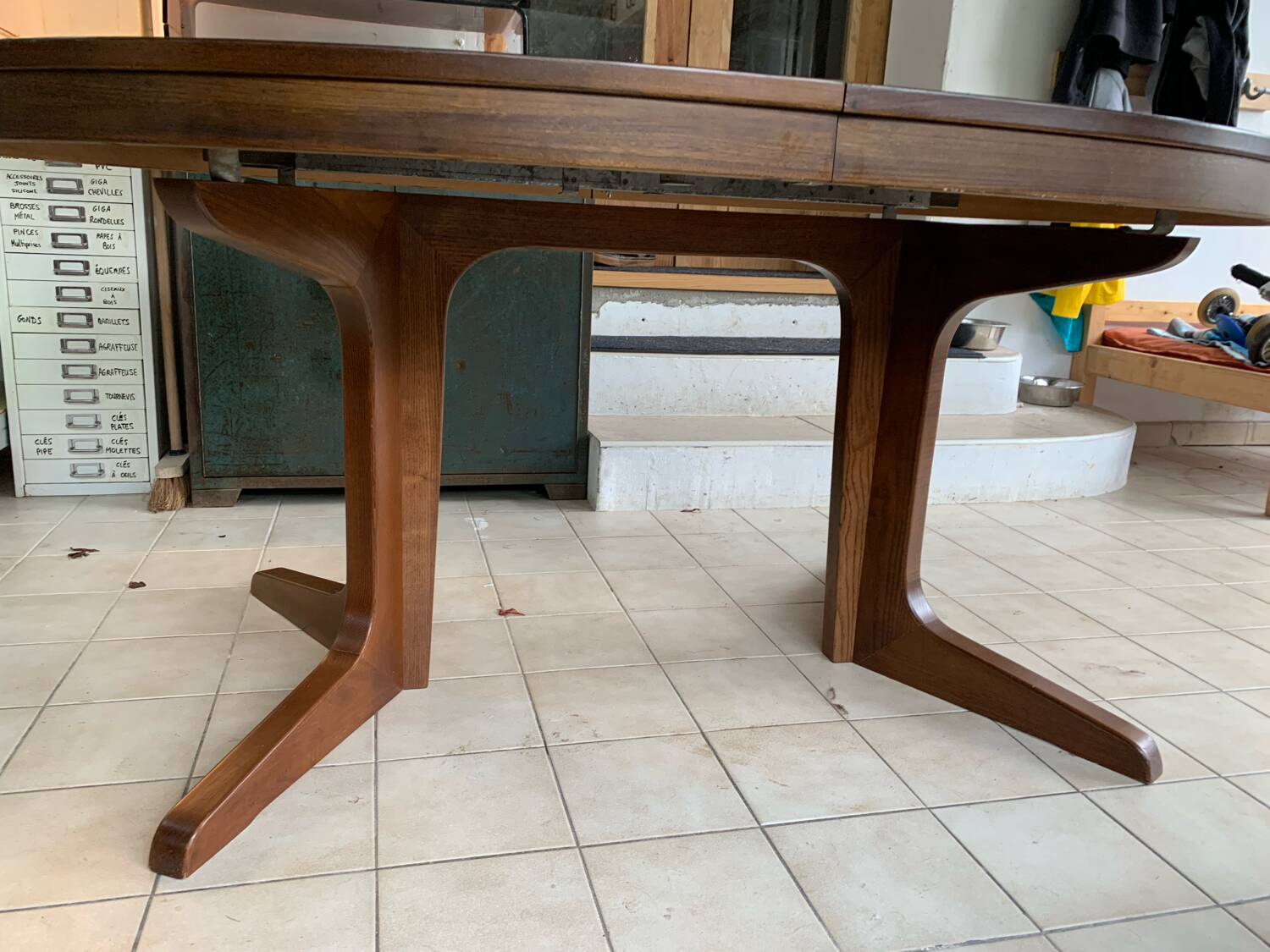 Baumann table and chair set