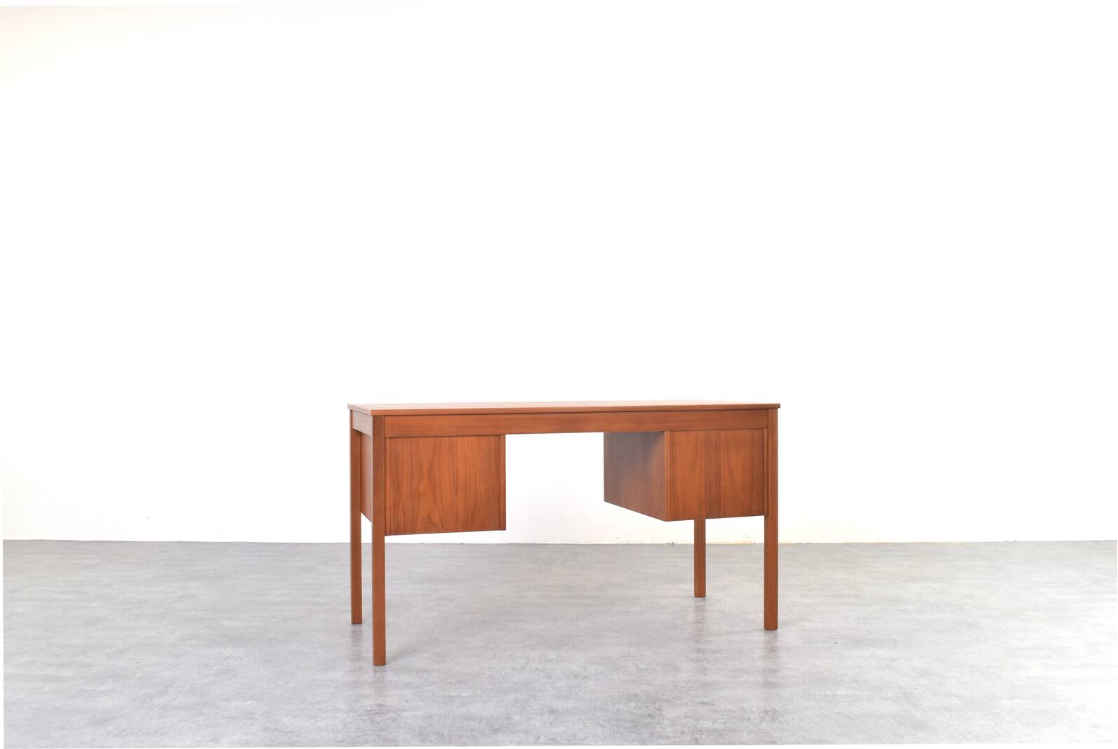 Mid-Century Danish Teak Desk from Domino Møbler, 1960s.