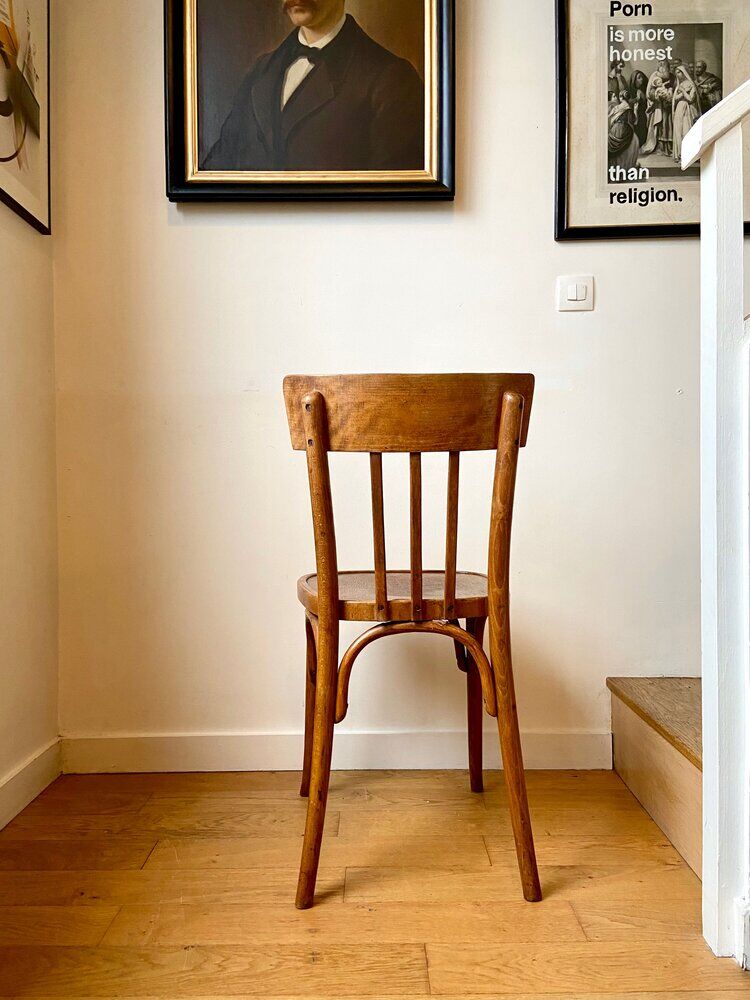 Bistro chair in light wood