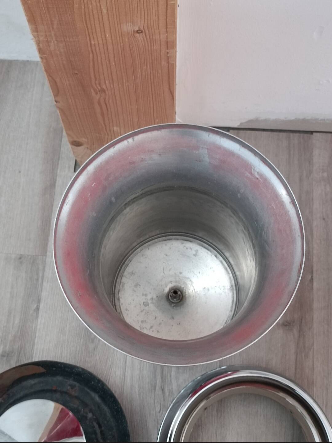 Floor ashtray by Maof (Fase) 1970s