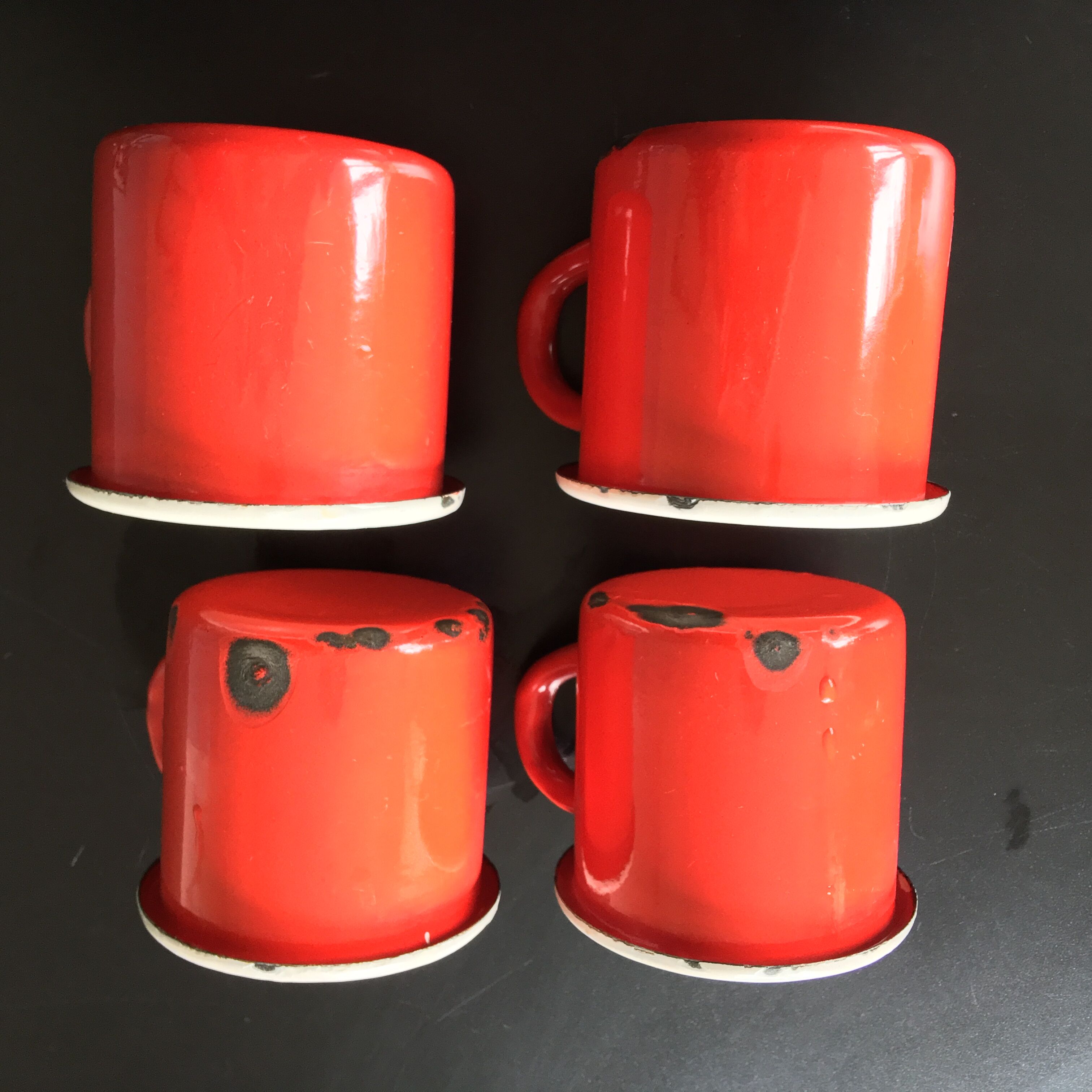 Enamel cups