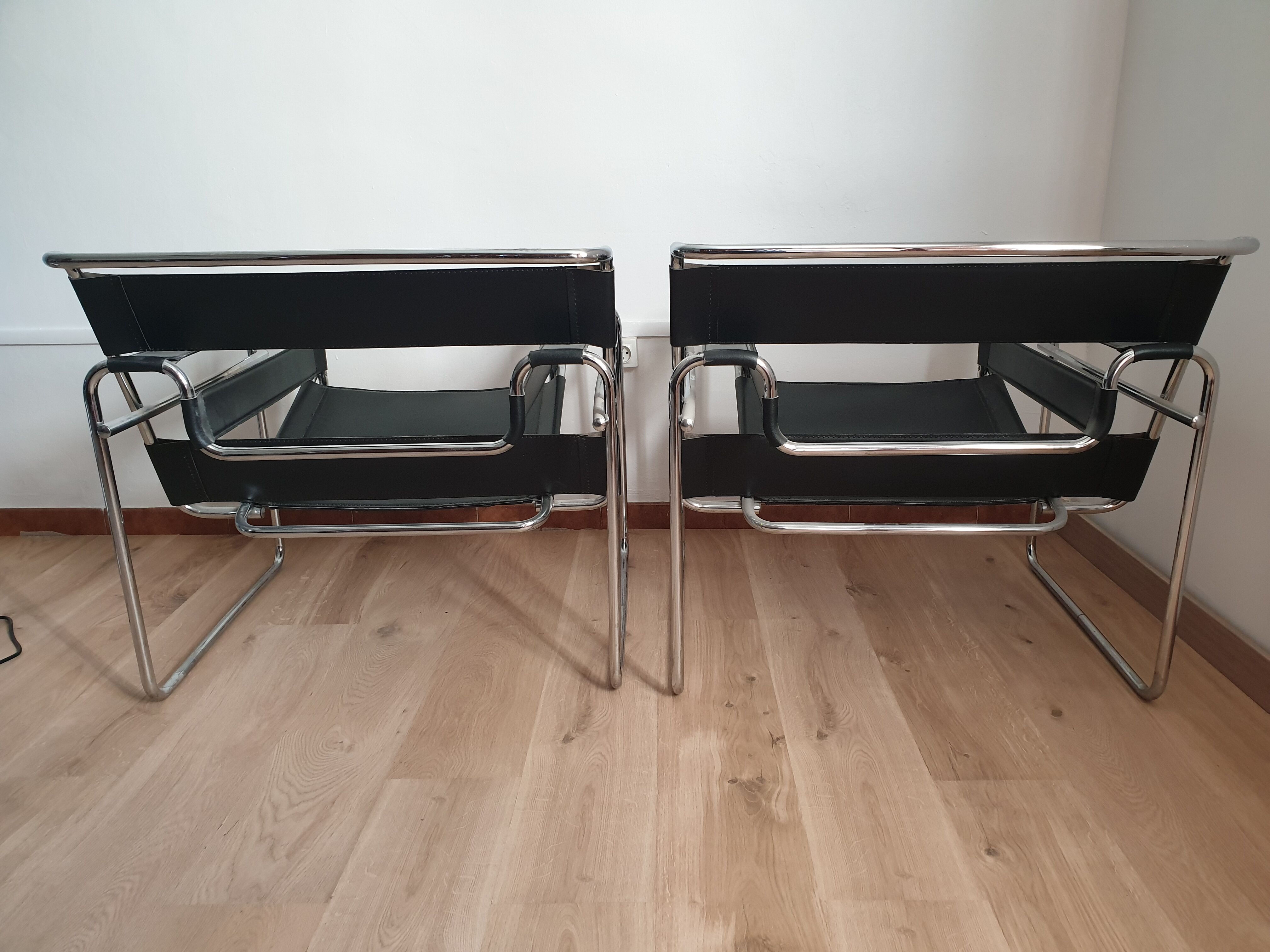 Paire de fauteuils wassily de Marcel Breuer