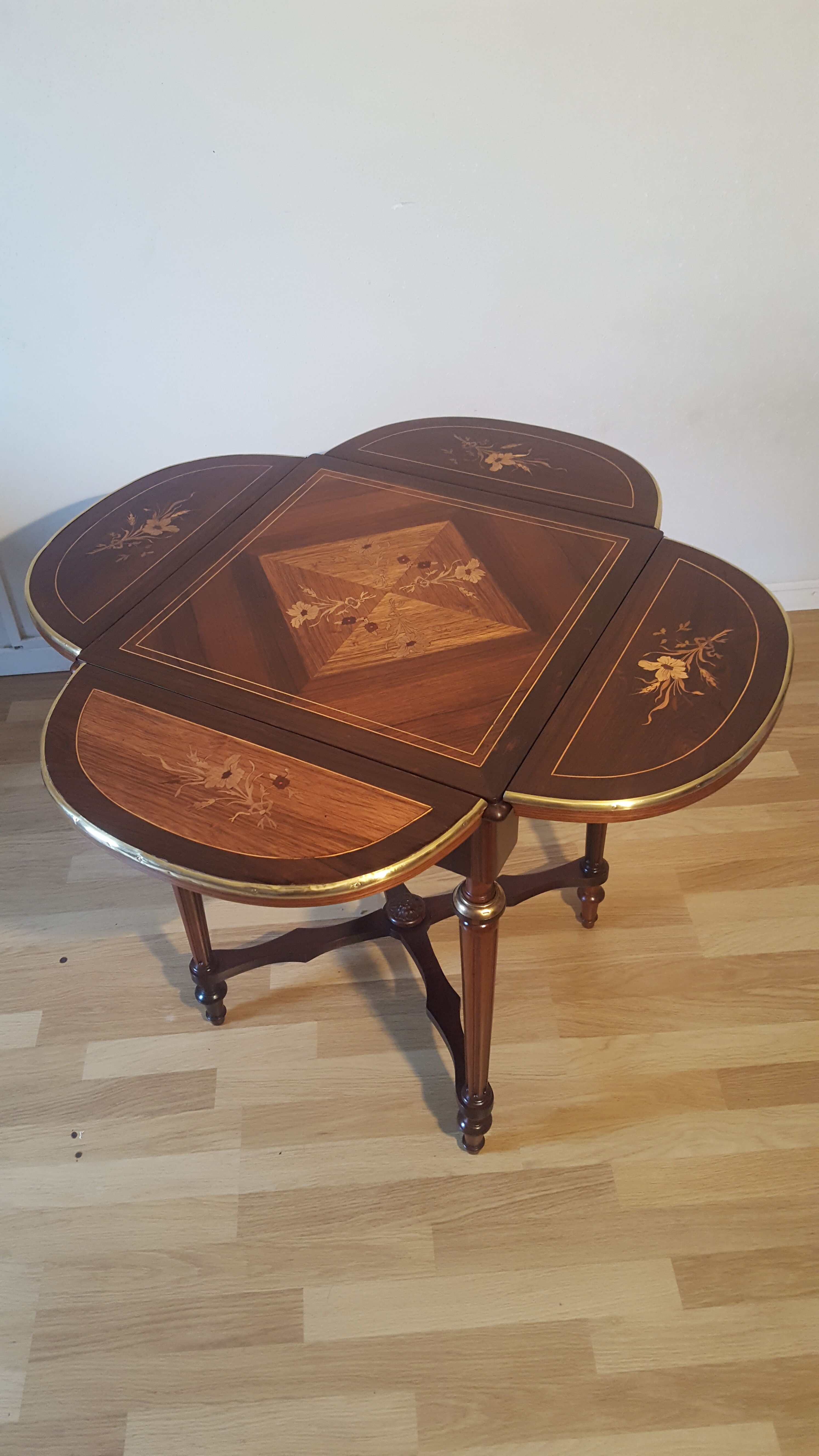Table à volets époque Napoléon III