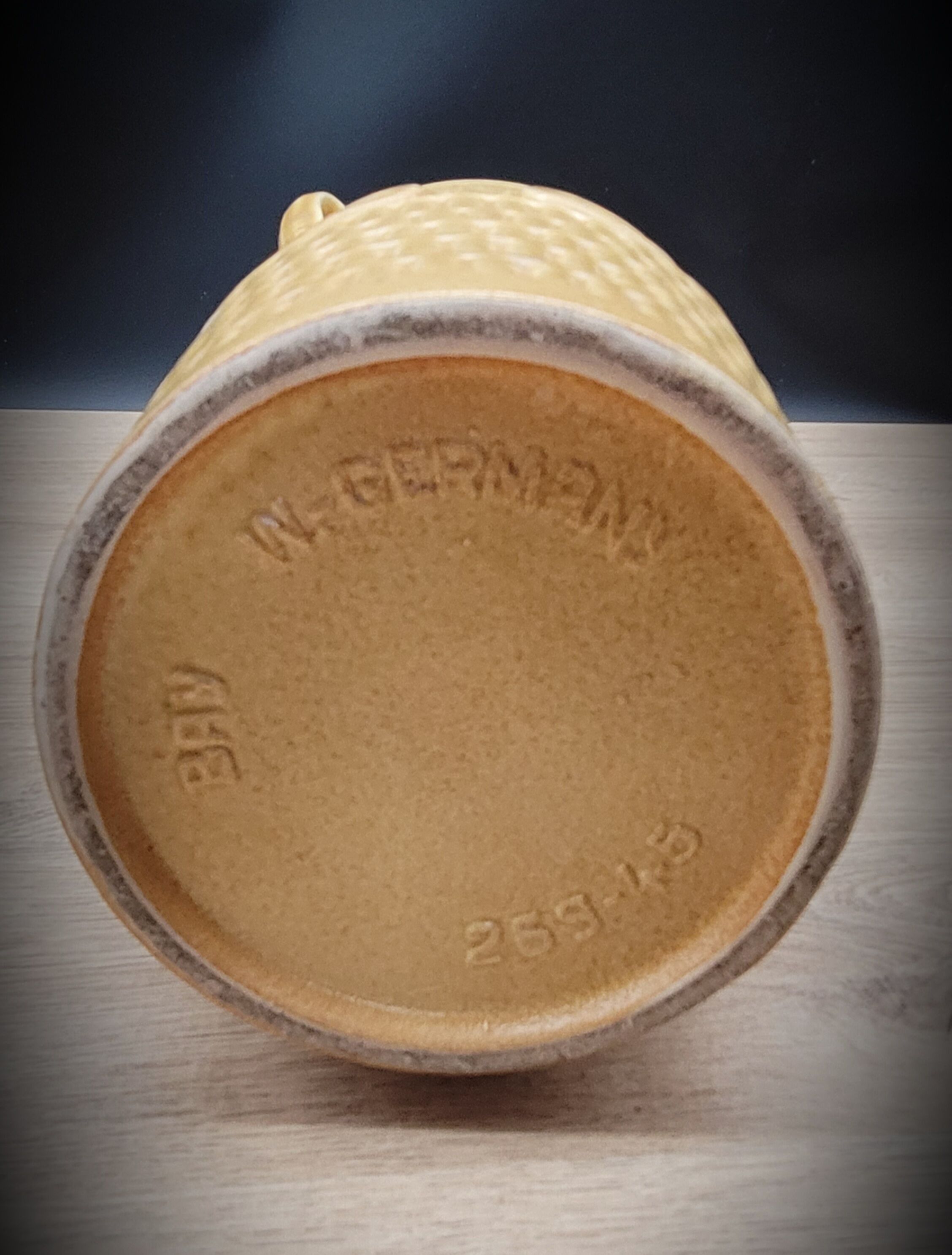 Vase West Germany yellow 269-45