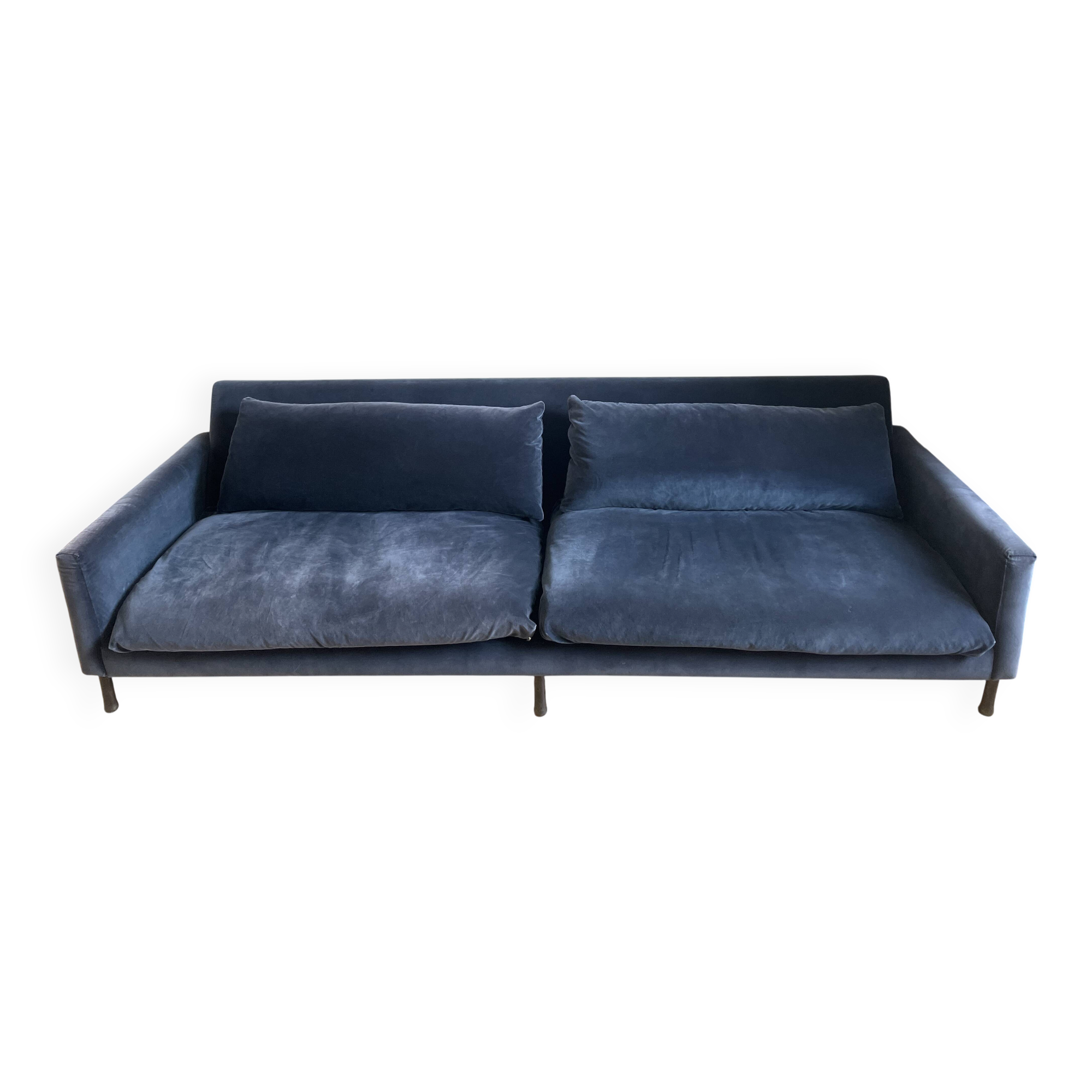 MIRA sofa caravan collection