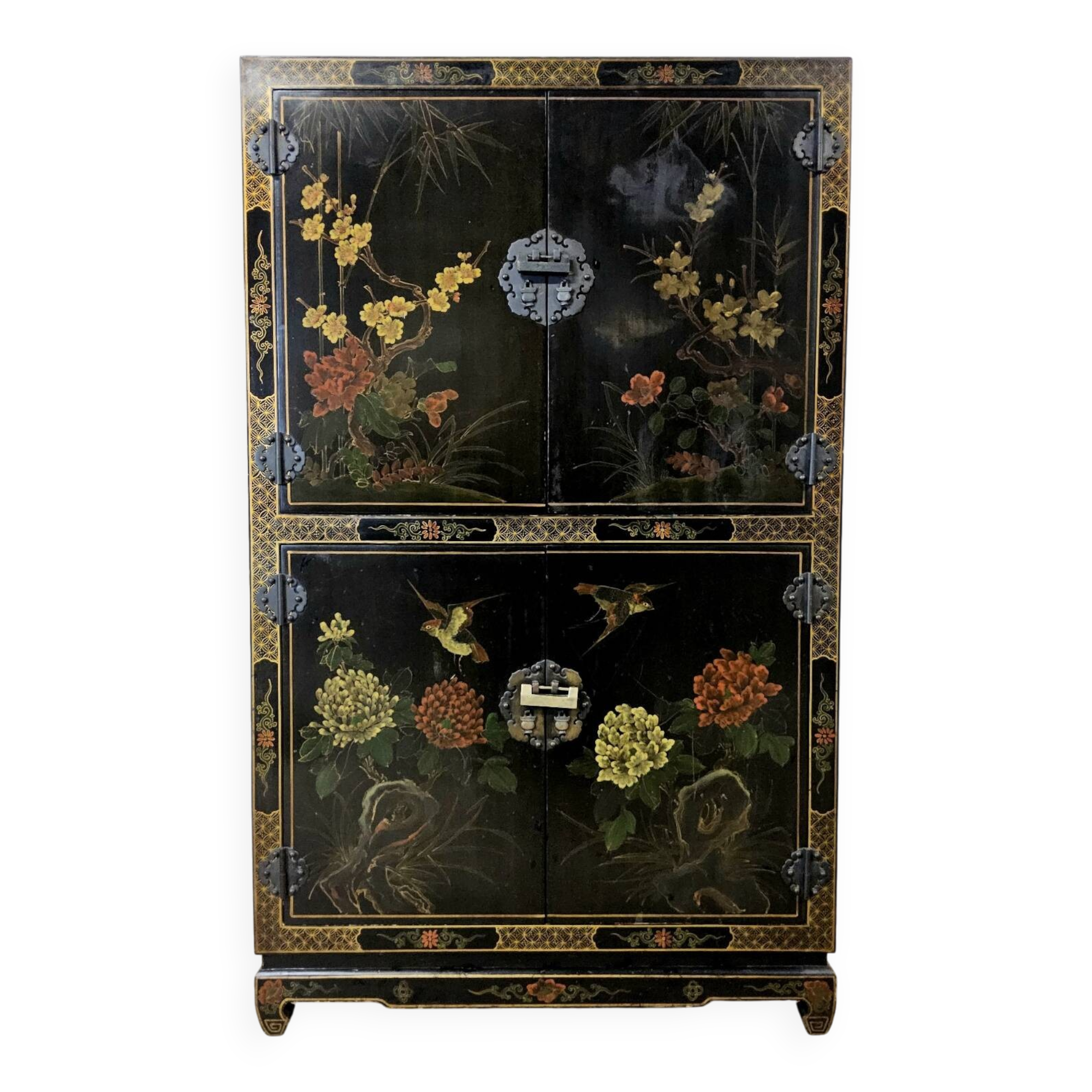 Cabinet vintage noir en laque chinoise avec fleurs et oiseaux / bohème
